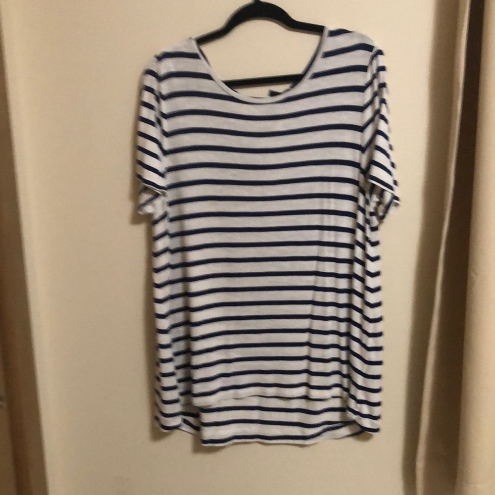 Old navy blouse
